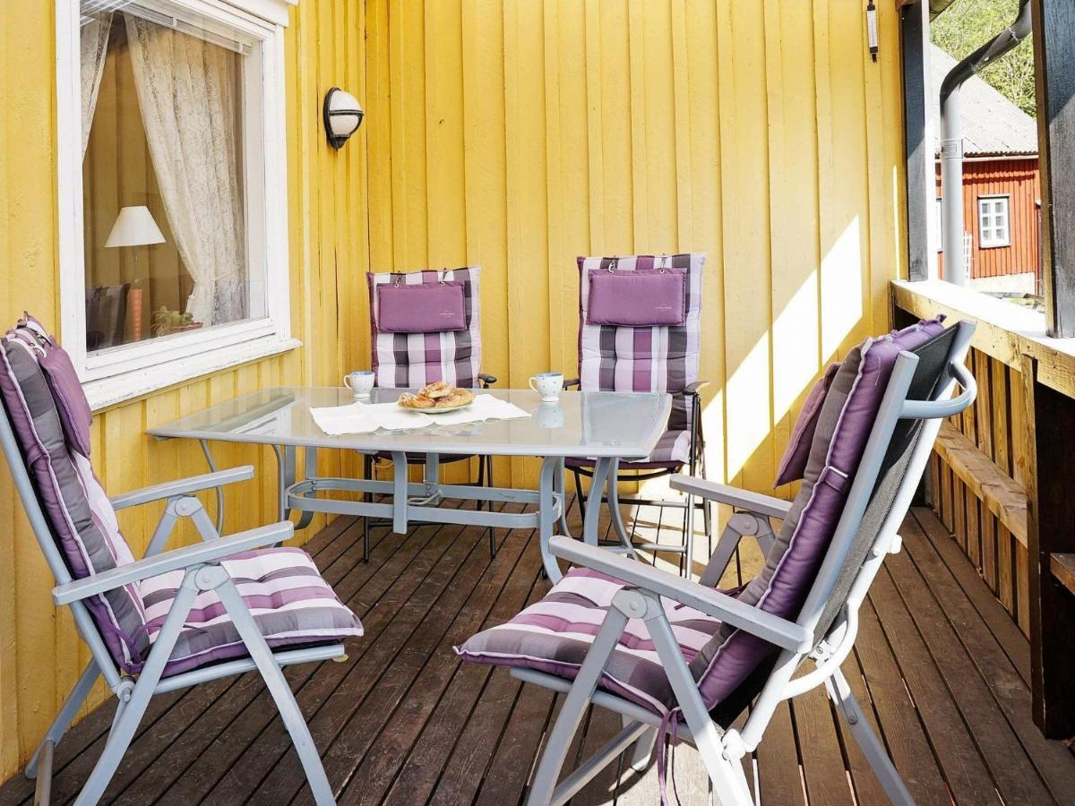 6 Person Holiday Home In Ullared Exterior photo